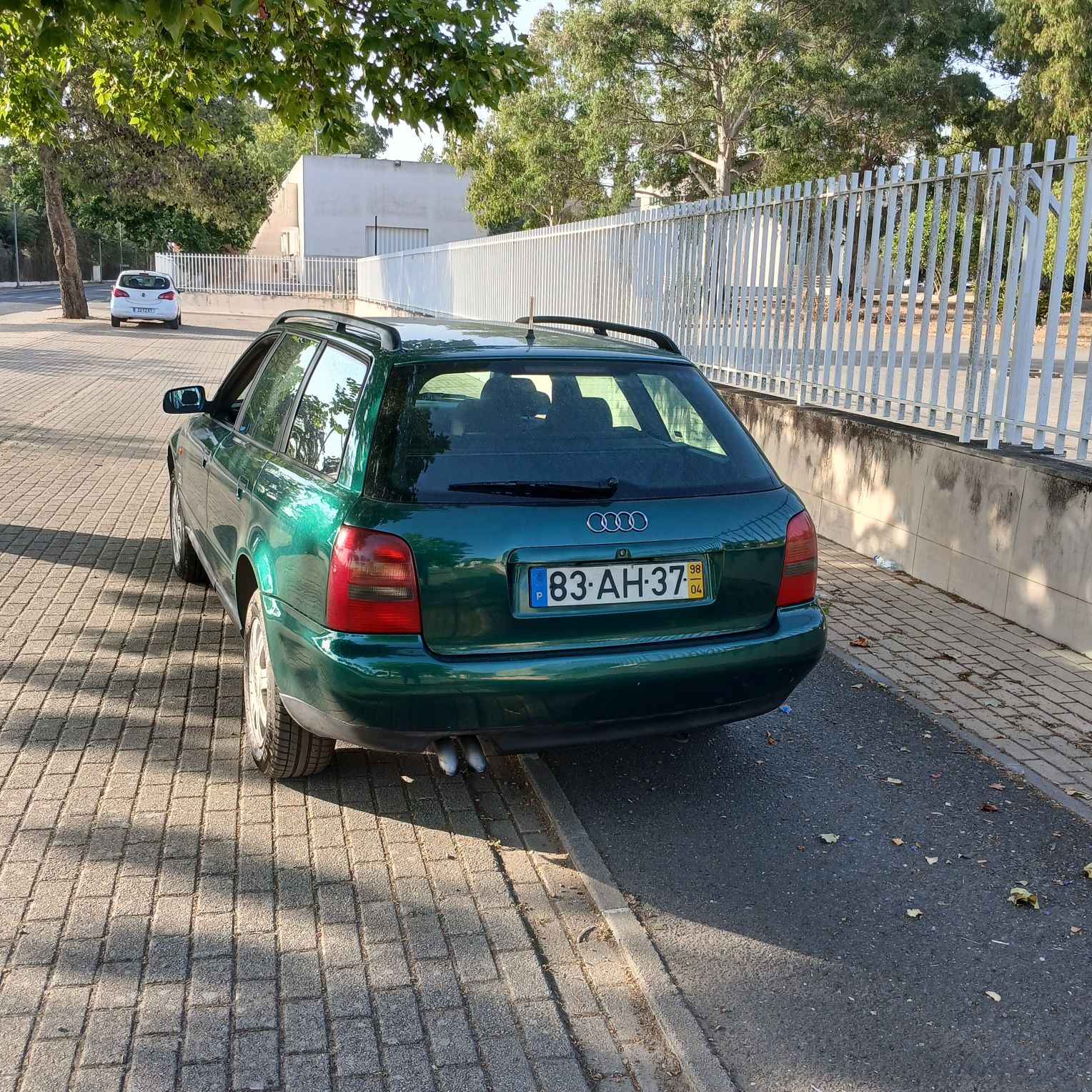 Audi a4 b5 ano 1998 1.9 Tdi 110cv AFN