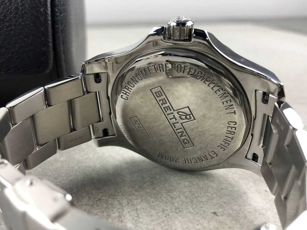 Крупный Breitling Colt 44 mm