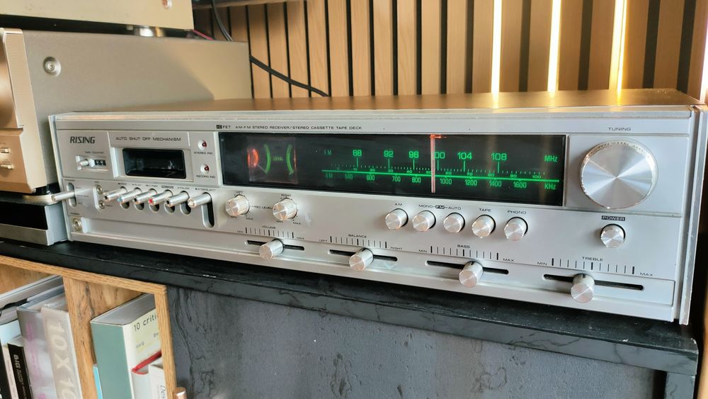 RISING STR-303 Amplificador, leitor de cassetes e radio