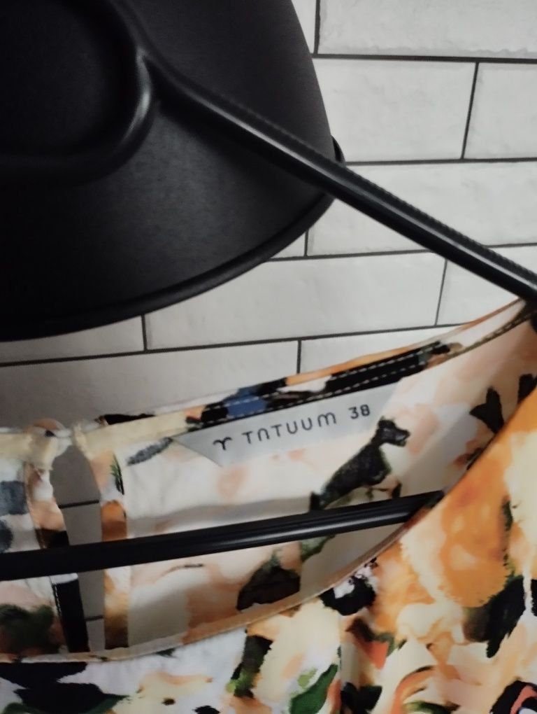 Letnia bluzeczka tatuum M