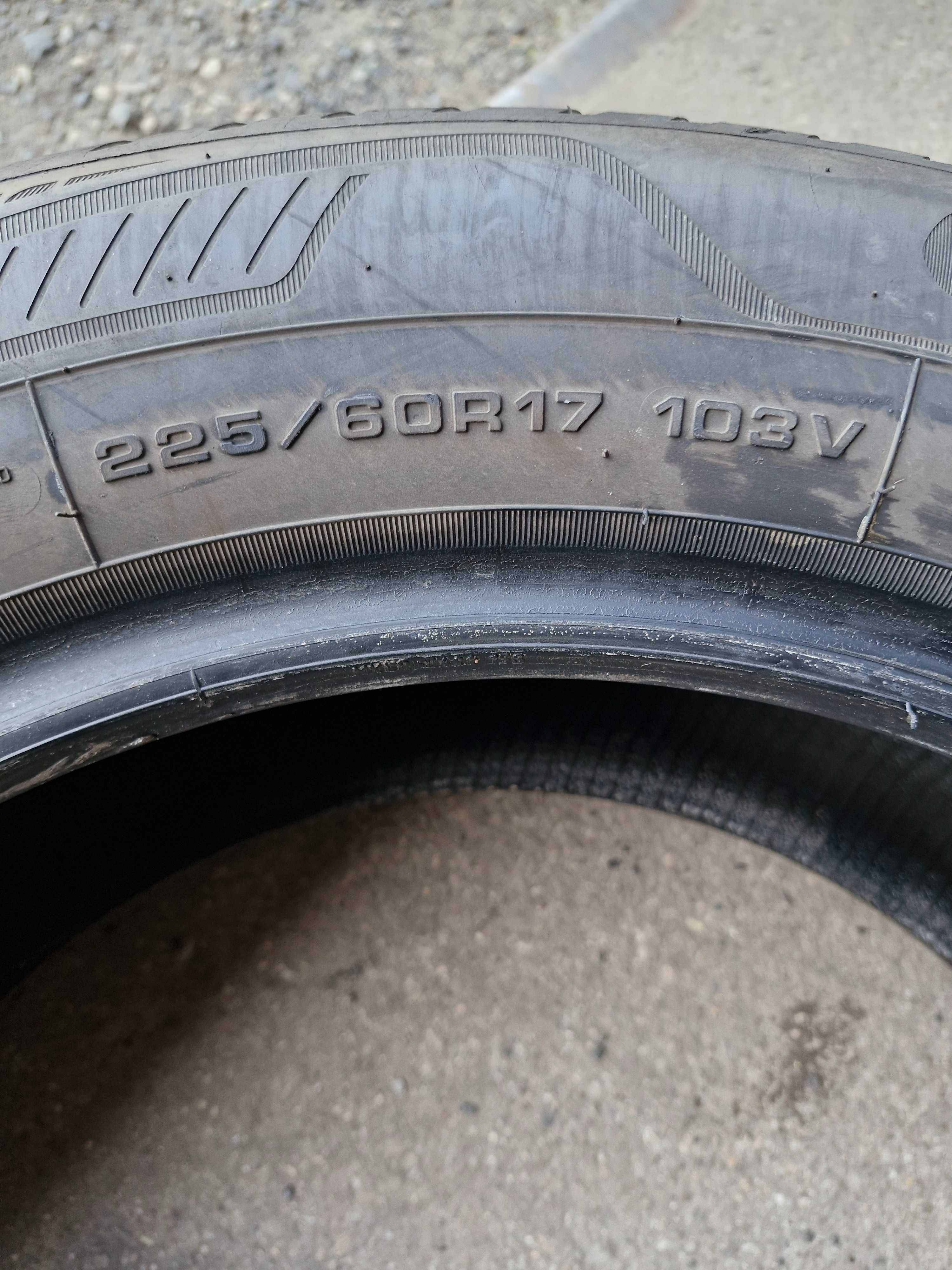 Opony całoroczne  225/60/17  Goodyear  2022r