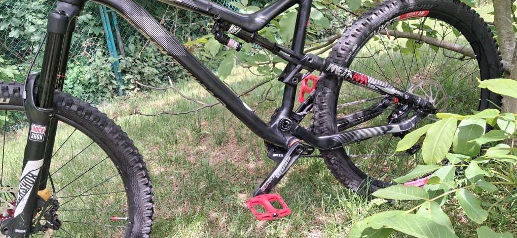 Commencal meta 2016 black edition (enduro, specialized, trek,)