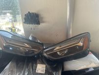 Передні фари audi q5,80a941033H,80a941034H