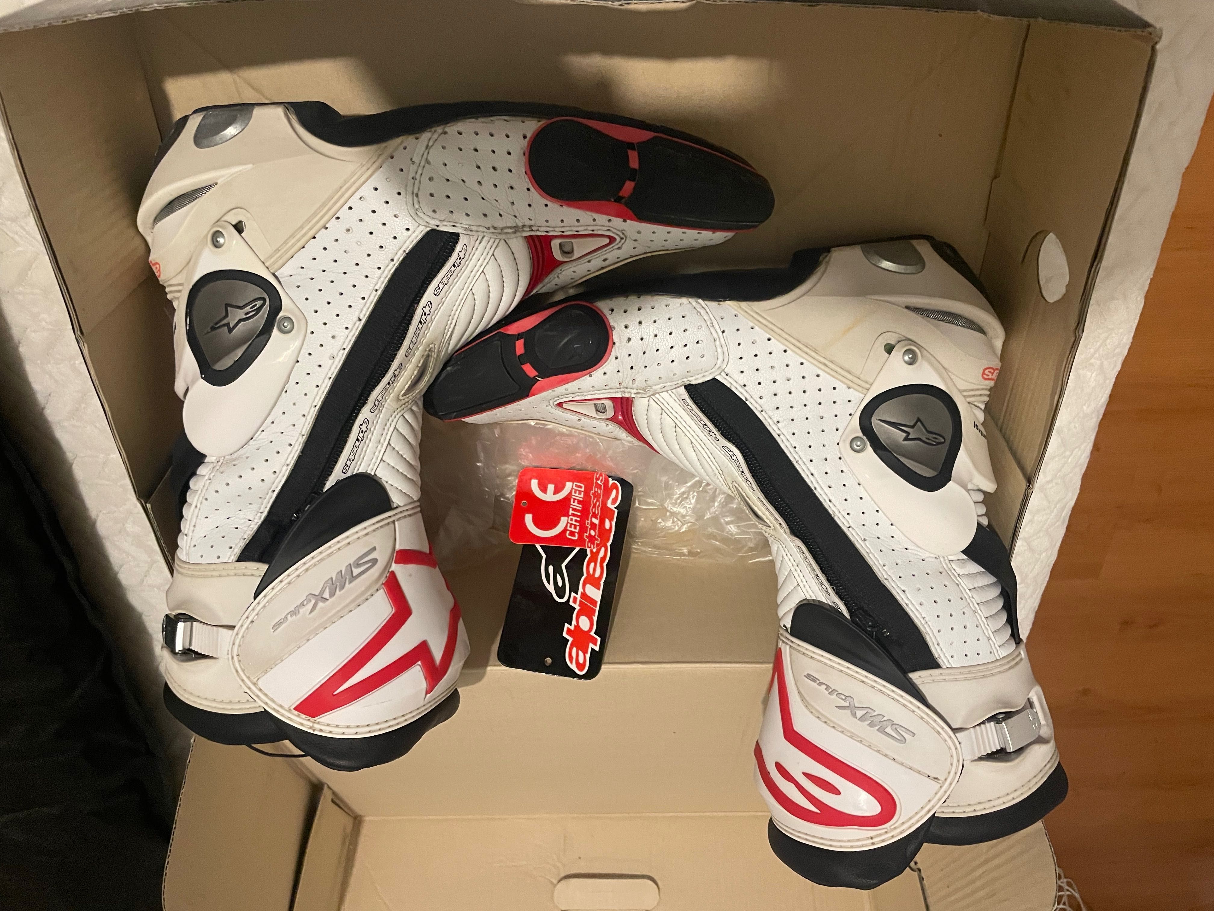 Conjunto Alpinestars (Macacão + Botas + Luvas GP Pro) – Top de Linha