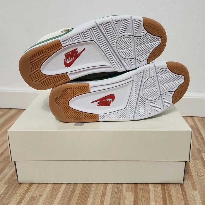 Buty sportowe Jordan_4_Retro_Pine_Green_R.37.5