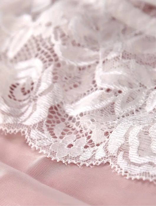 Комплект жіночої білизни з відкритим доступом