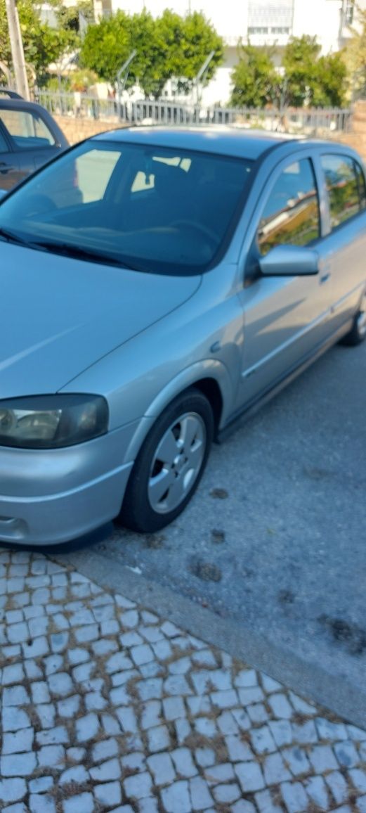Opel astra 1.4 gasolina único dono.