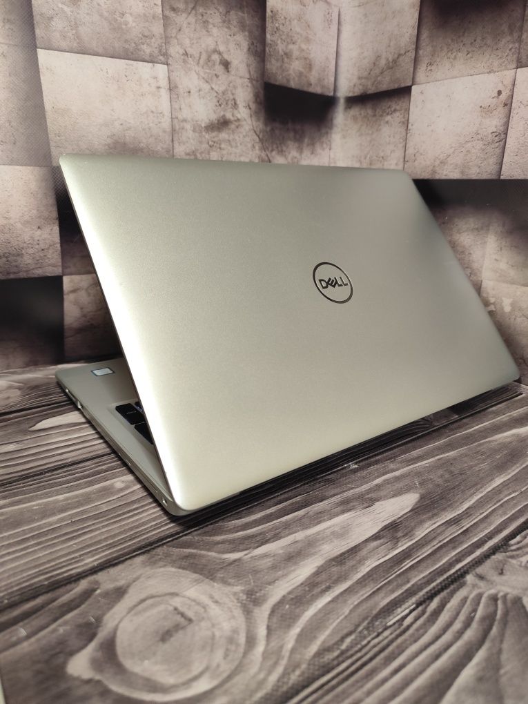 Dell 5570 15.6 FHD I5 8250 8 ram 256 SSD Fair Battery ноутбуки