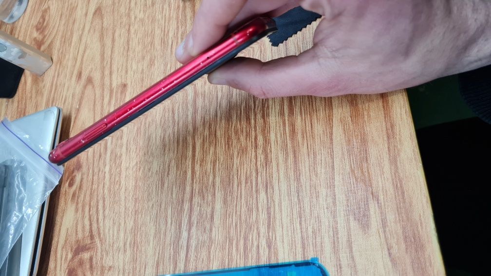 Iphone Xr 64gb Neverlock під ремонт.