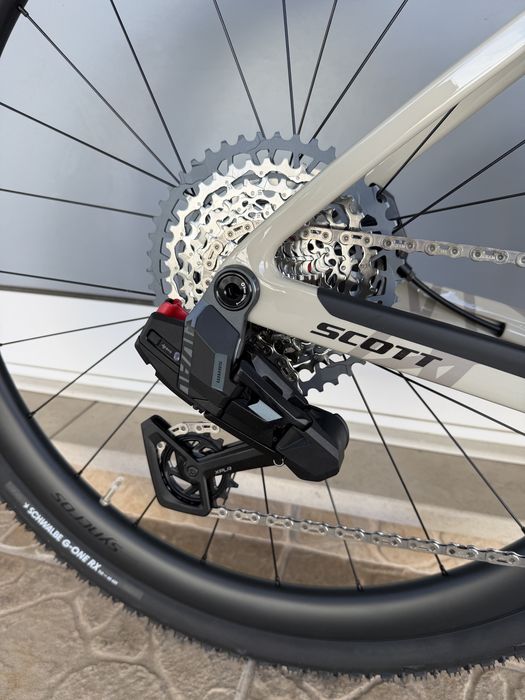 Bicicleta de Gravel Scott! 13v - rodas carbono