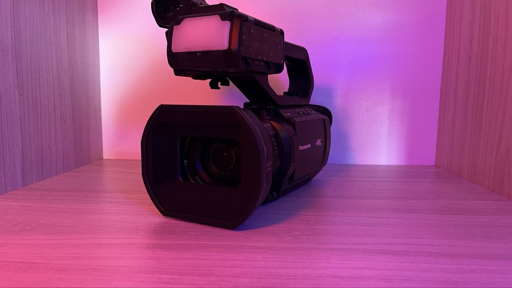 Kamera Panasonic hcx2000