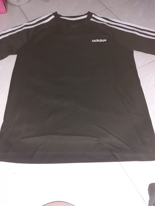 Camisolas manga curta adidas 7 8 anos