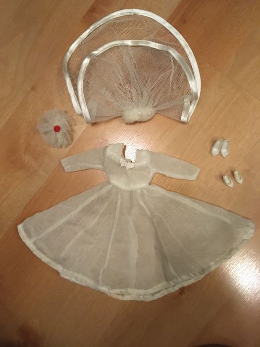 Zestaw suknia ślubna dla lalki Barbie