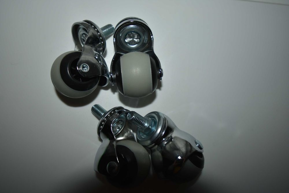 Нові ролики ( колесики) для меблів (4 шт.) – останній комплект