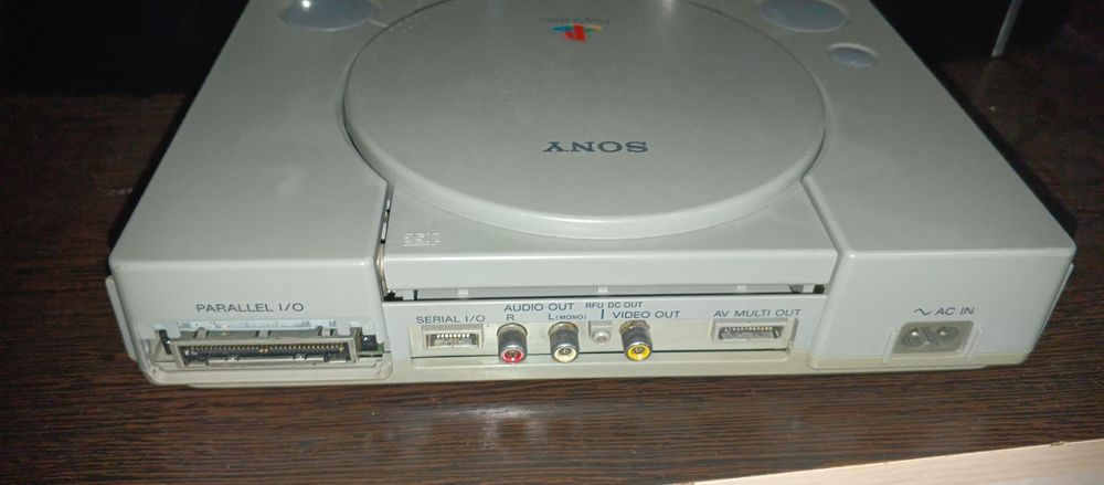 Playstation SCPH1002