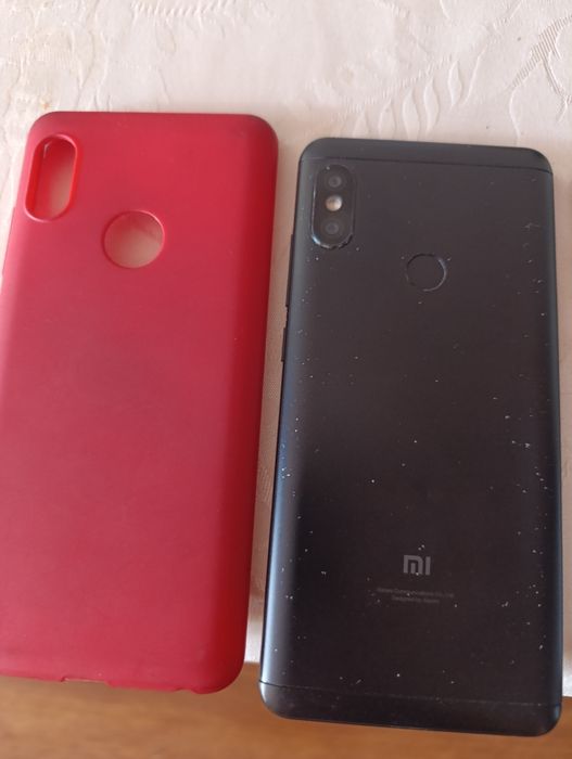 Продам 2 телефона ксіомі