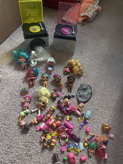 LOL іграшки, одяг, взуття, магнітофони