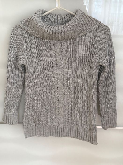 sweter z golfem dla dziecka