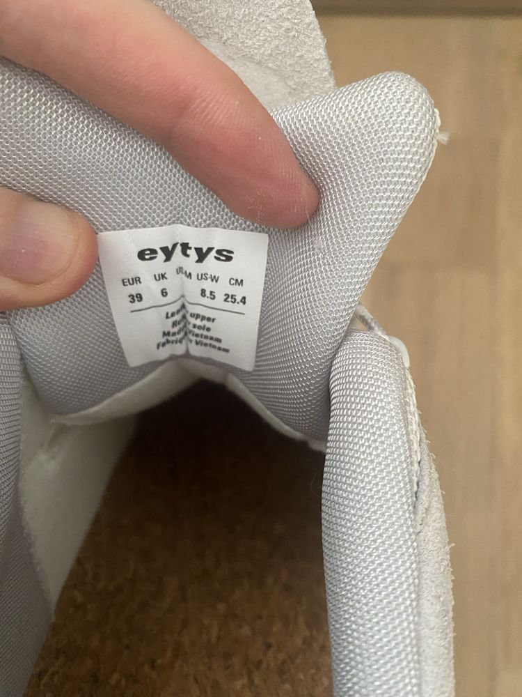 Eytys Halo Suede Sneaker in Off White  кросівки