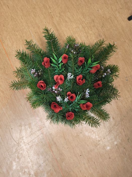 Stroiki na cmentarz (do każdego stroika znicz gratis)świątecze,