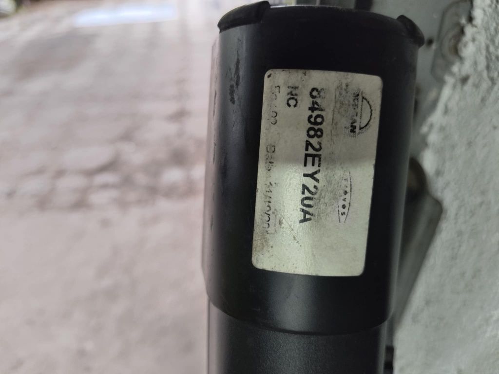Roleta bagażnika 84982EY20A NISSAN QASHQAI2 J10 LIFT 09-13