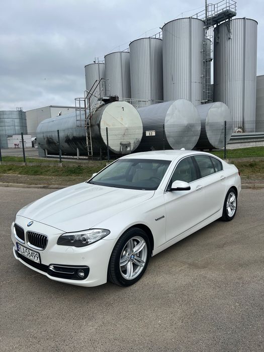 BMW F10 528i xDrive Luxury Line