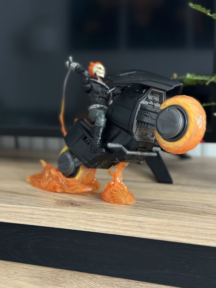 Figurka Ghost Rider - kolekcjonerska - Motor i akcesoria!