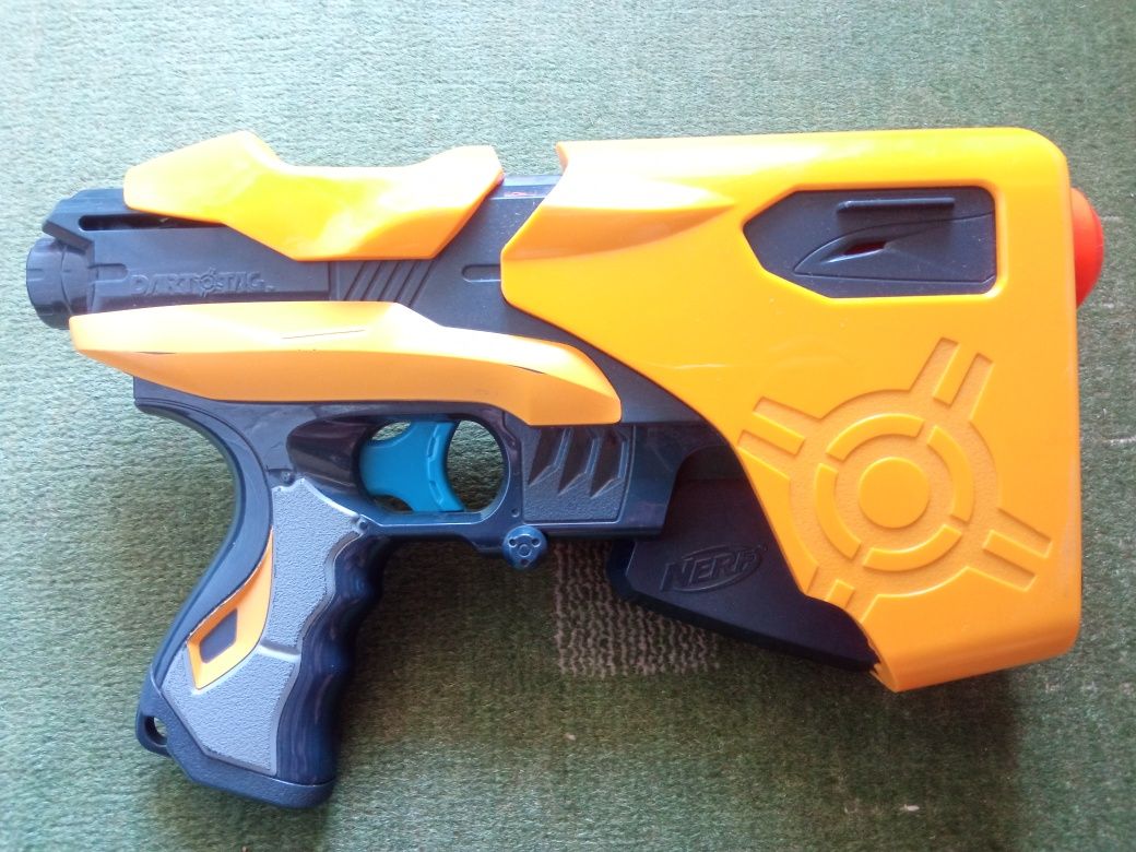 Бластер Nerf Dart Tag