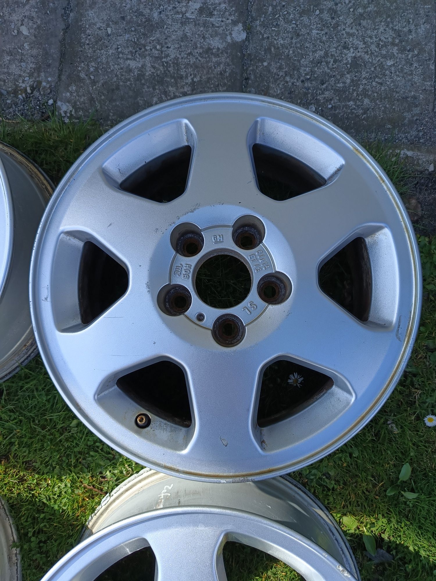 Felgi aluminiowe 15 " 5x110 Opel Meriva Zafira Vectra ET 43