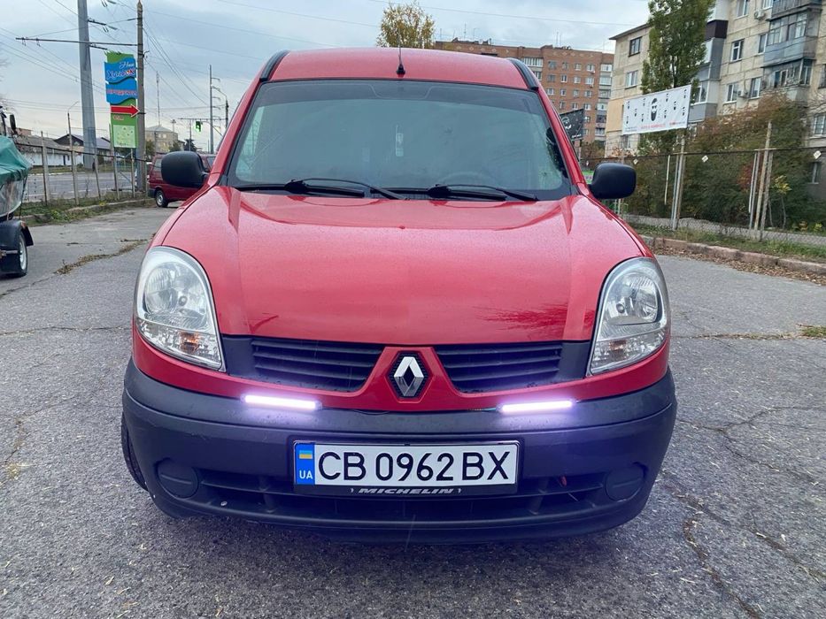 Renault Kangoo ne farbovana