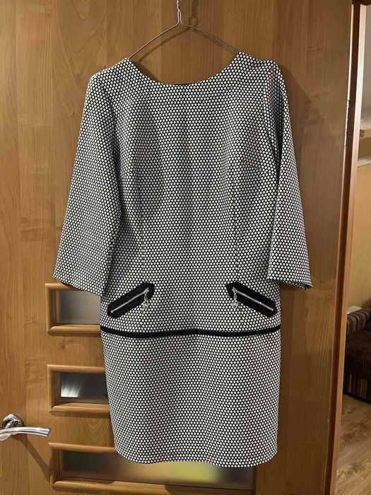 Продам Женское платье