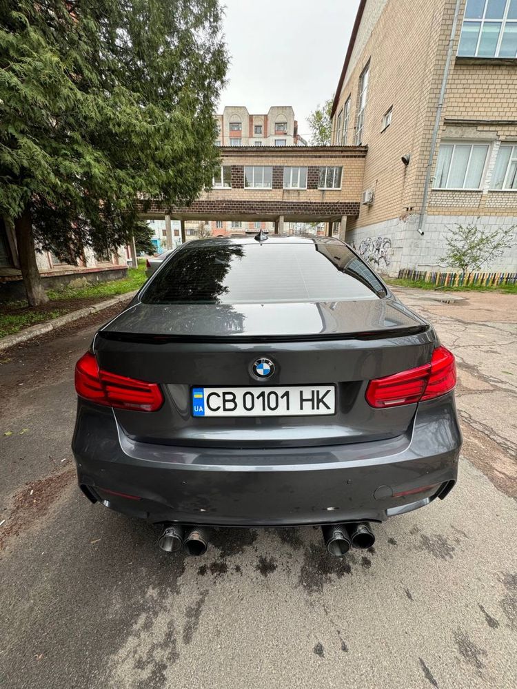 Bmw f30 330i 2017 2л