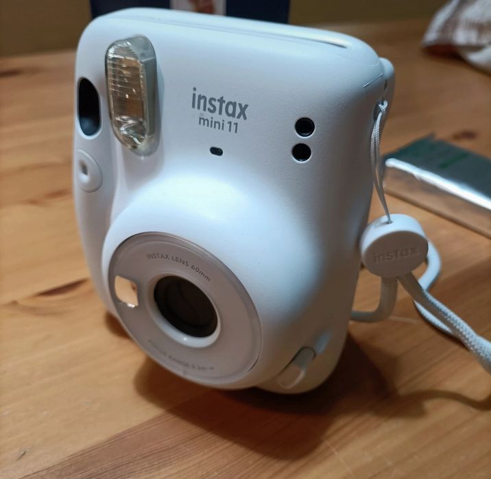 Instax mini 11 como nova