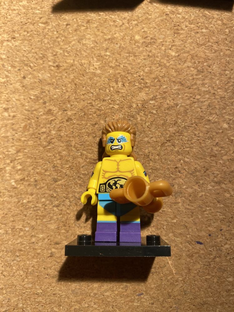 Lego minifigures seria 15 zapaśnik