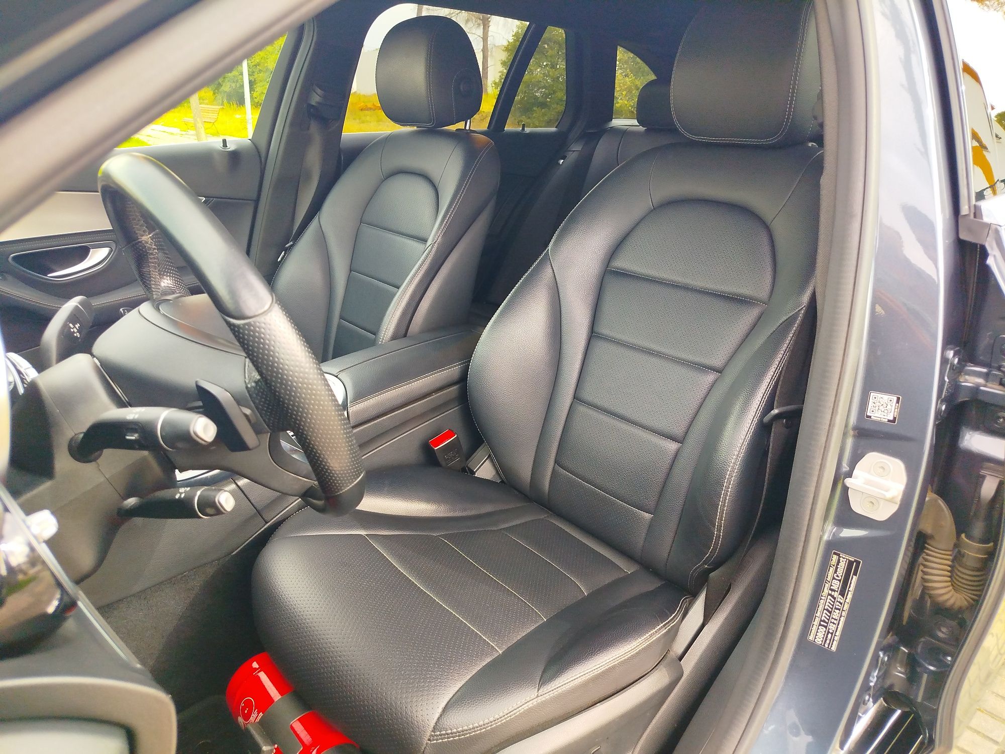 Mercedes C220d bluetec avantgarde++ de 2015 aceito retoma