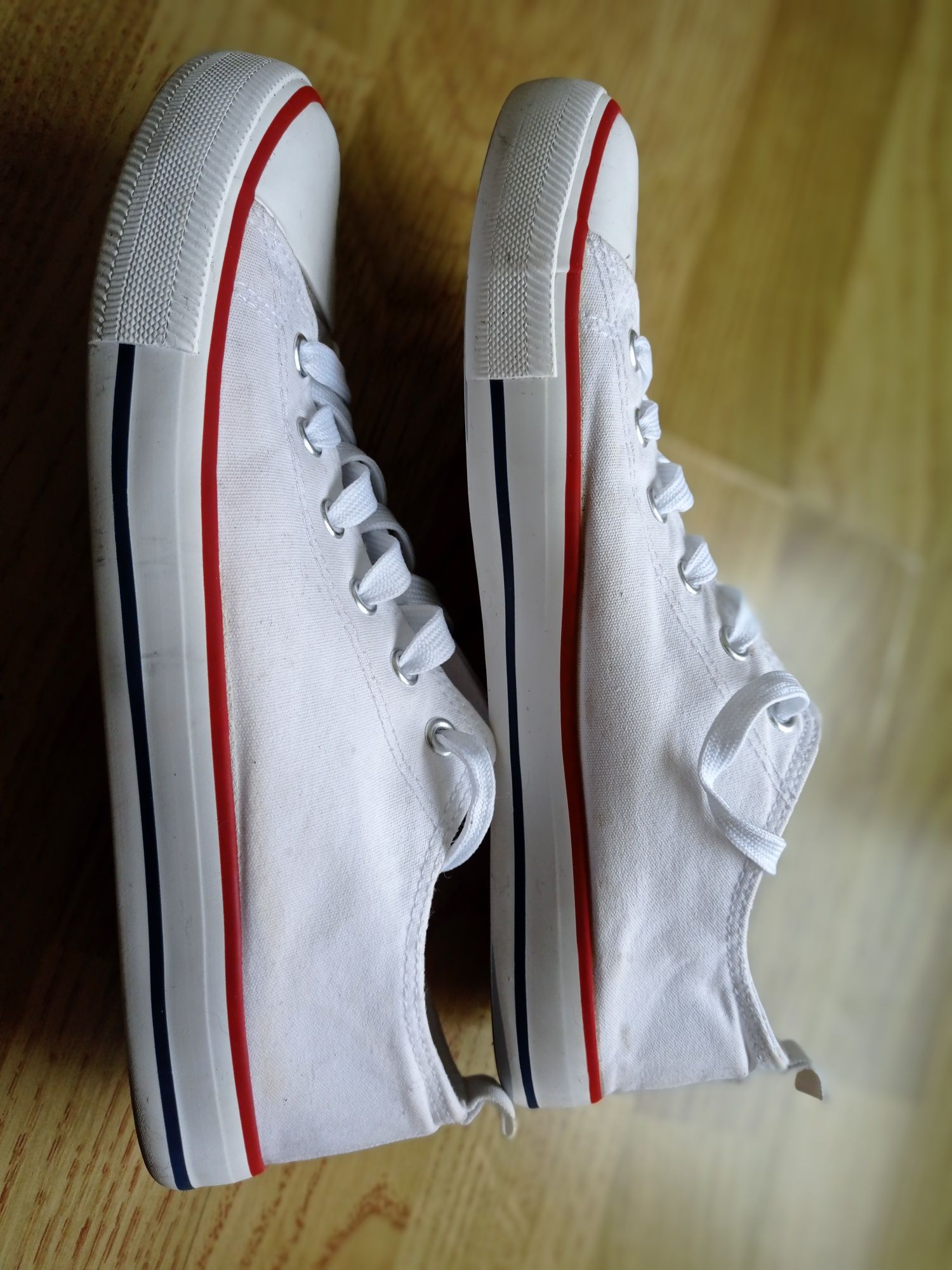 Trampki Primark,białe,rozm.41 (8),nowe sznurówki ,jak converse
