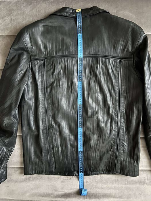 Шкіряна чоловіча куртка
