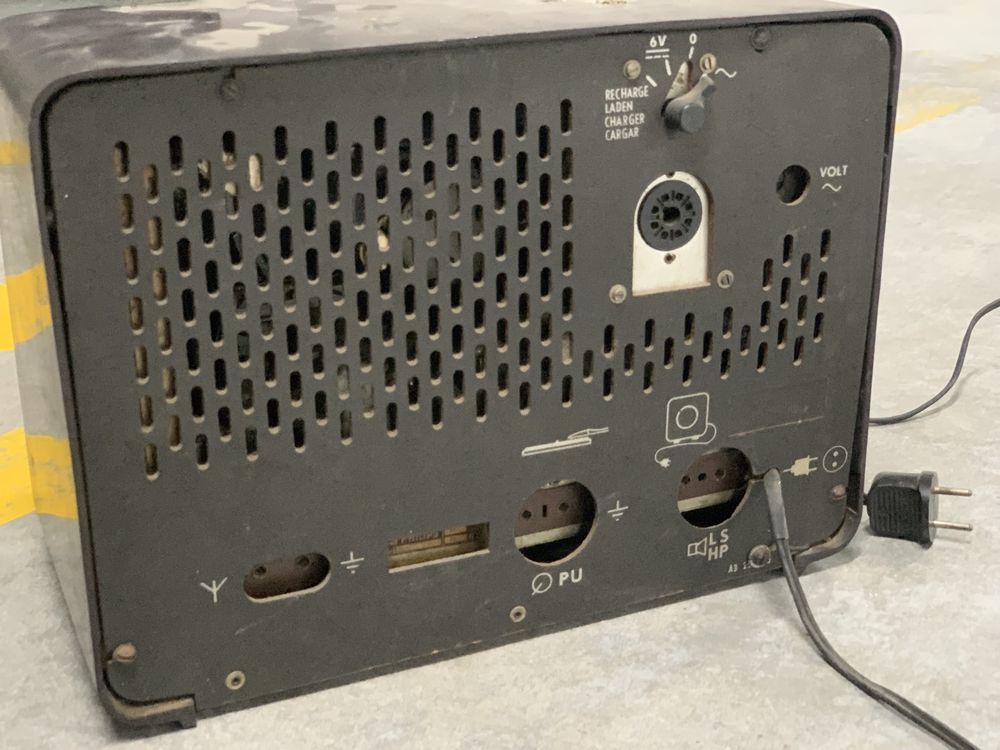 Radio vintage antigo