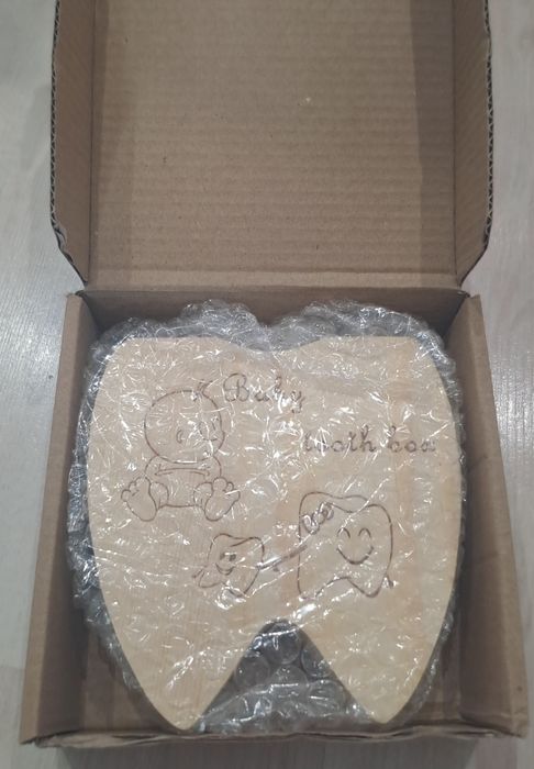 Pudełko na mleczaki zęby w j.polskim