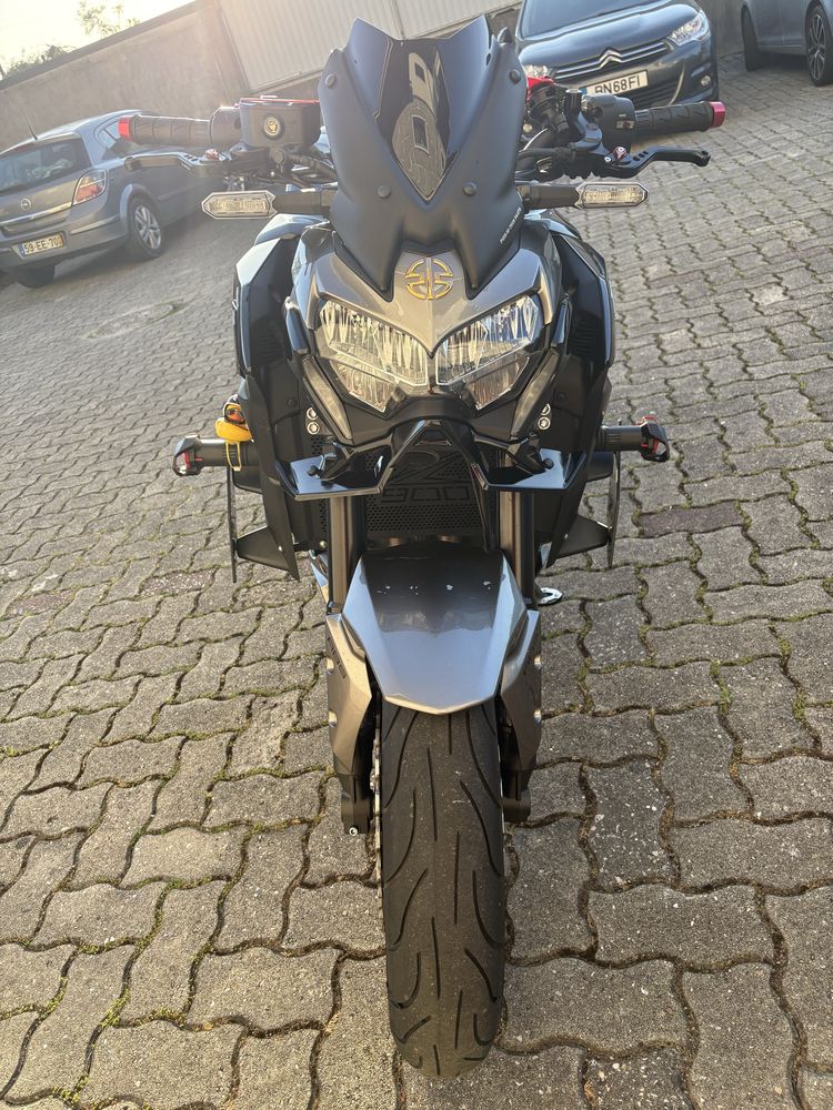 kawasaki Z900 ano 2023