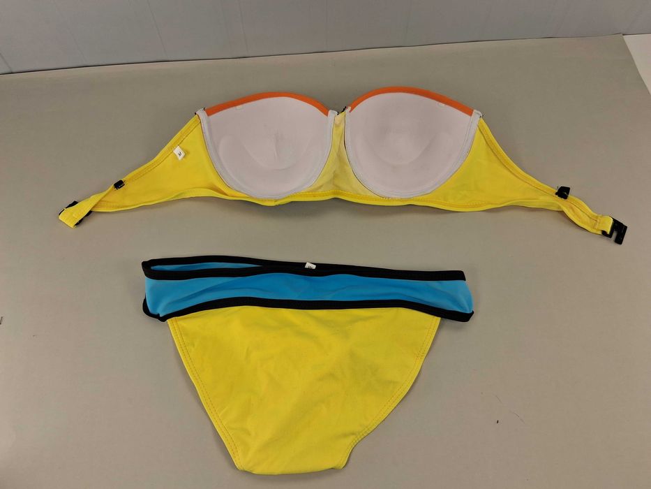 W022 Kostium Kąpielowy Bikini Damski Strój Dwuczęściowy Z Falbaną  M