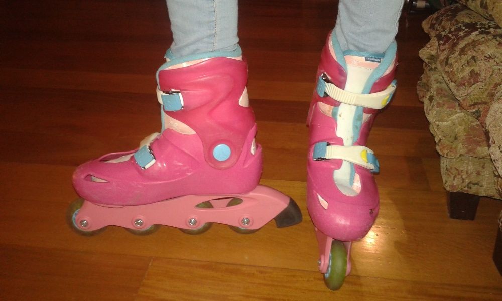 Patins em linha, nº 34+protecções cotovelos, joelhos e punhos