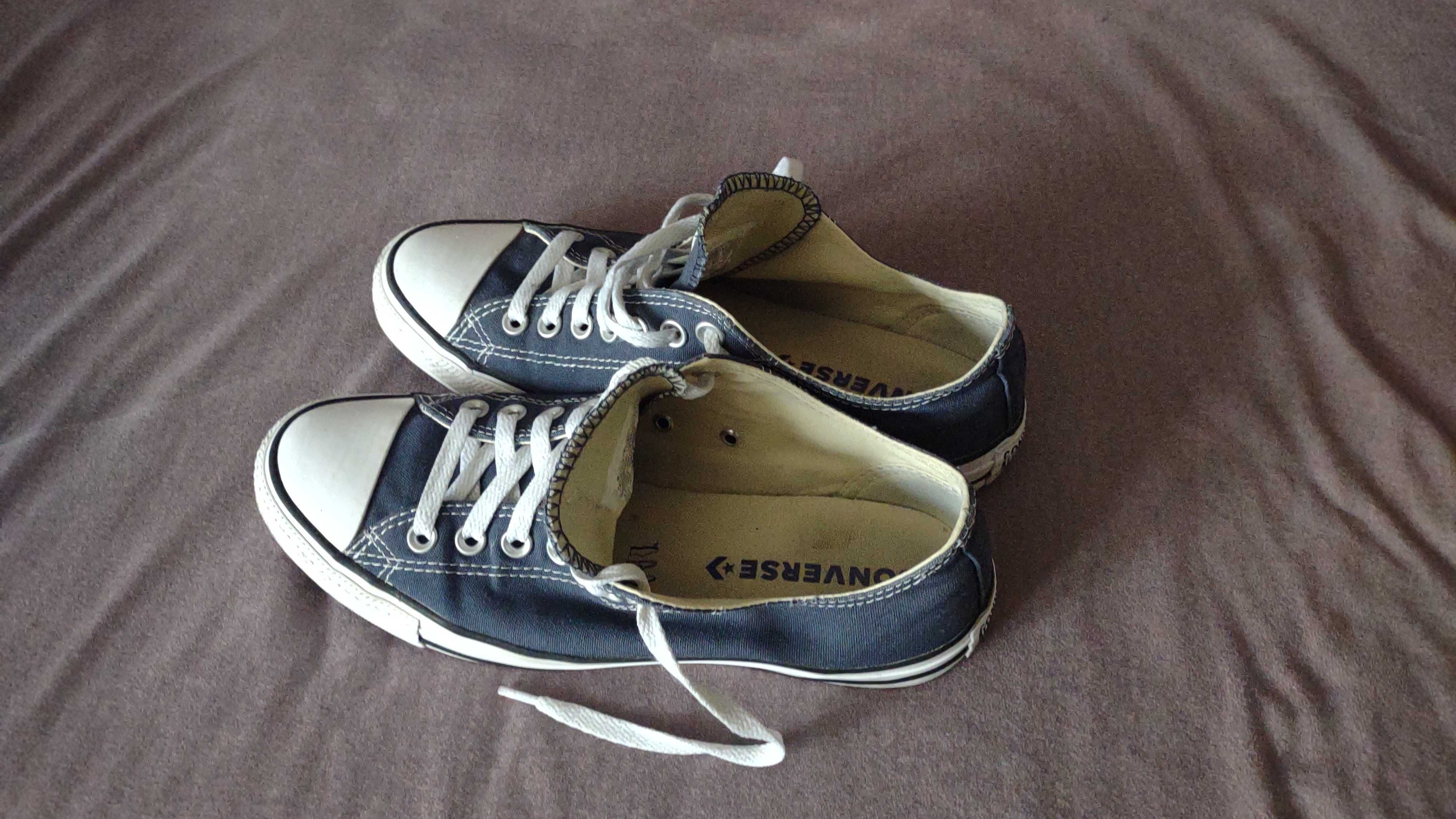 Oryginalne trampki męskie Converse rozmiar 42 używane