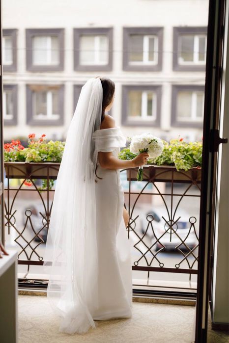 Елегантна весільна сукня силуету рибки