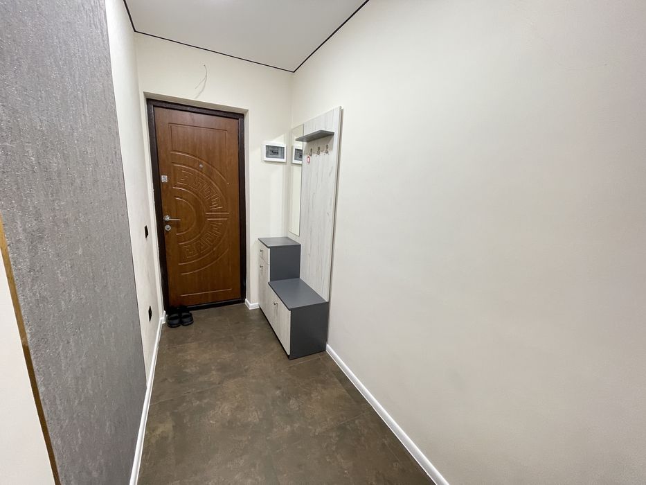 ОРЕНДА 2 кім з кухнею-студією вул. Сахарова