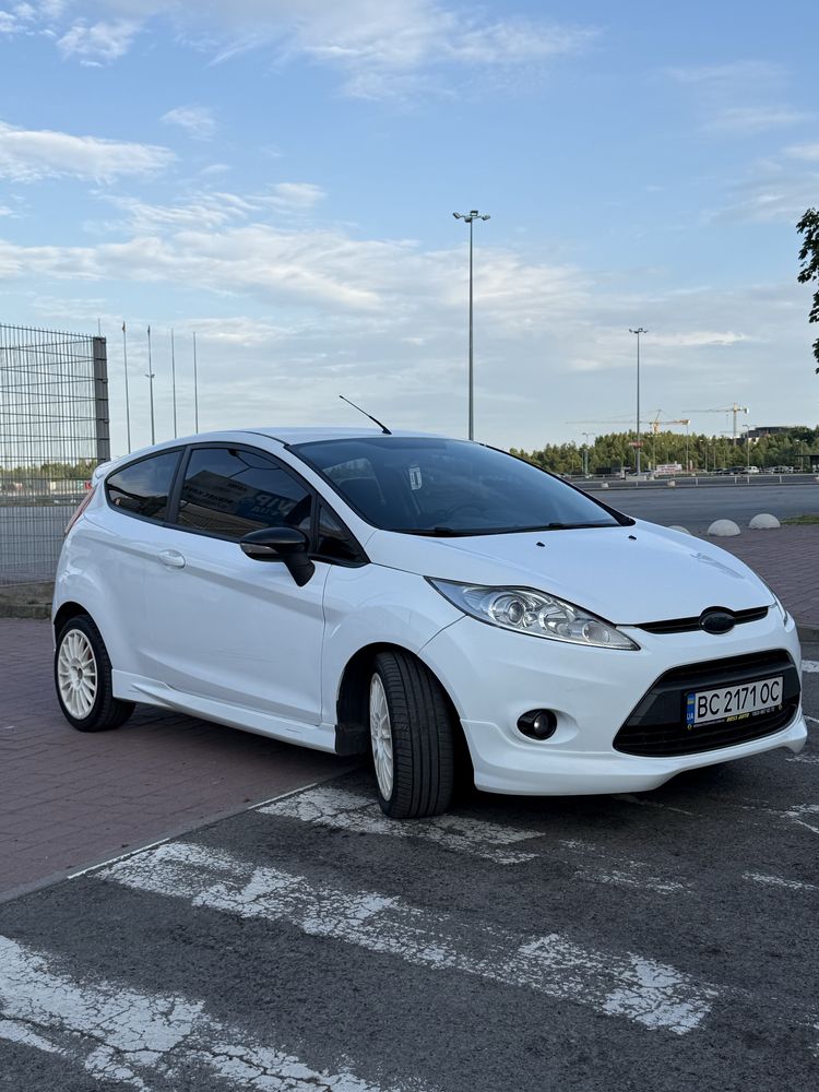 Ford fiesta 1.2 TITANIUM 2009