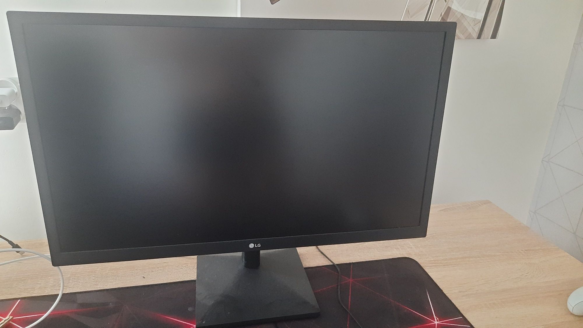 Monitor LG IPS 1920x1080 75Hz