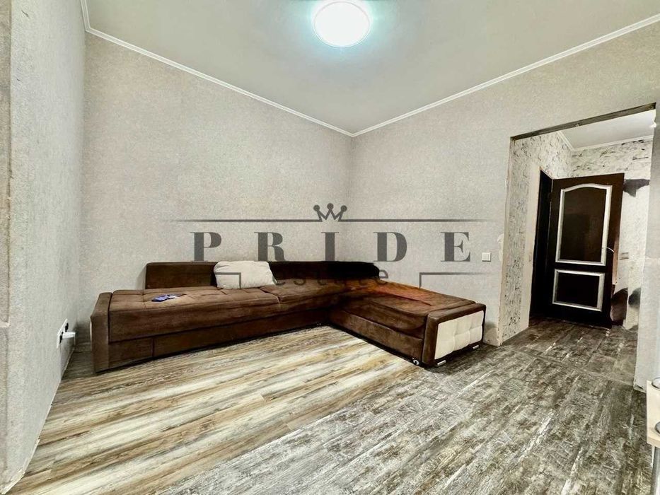 Продається простора 1-к квартира, вул. Драгоманова, 2. ДЕРЖПРОГРАМИ