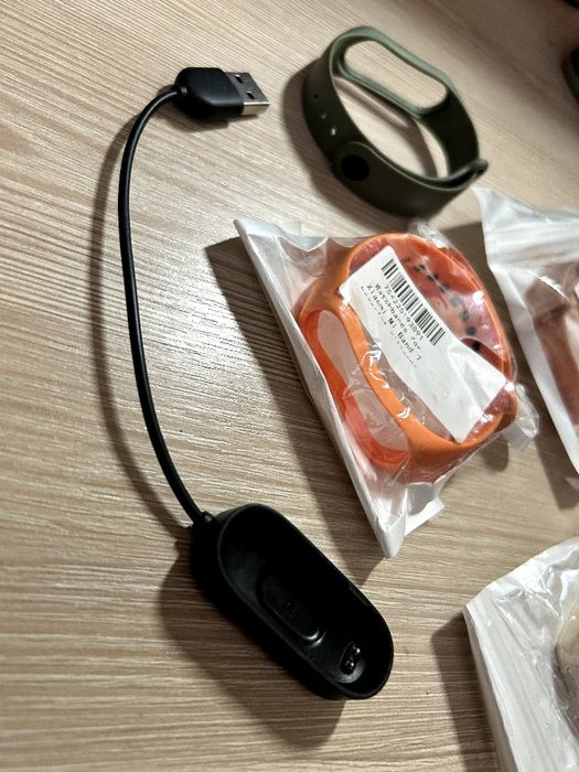Браслети для Mi Band 4