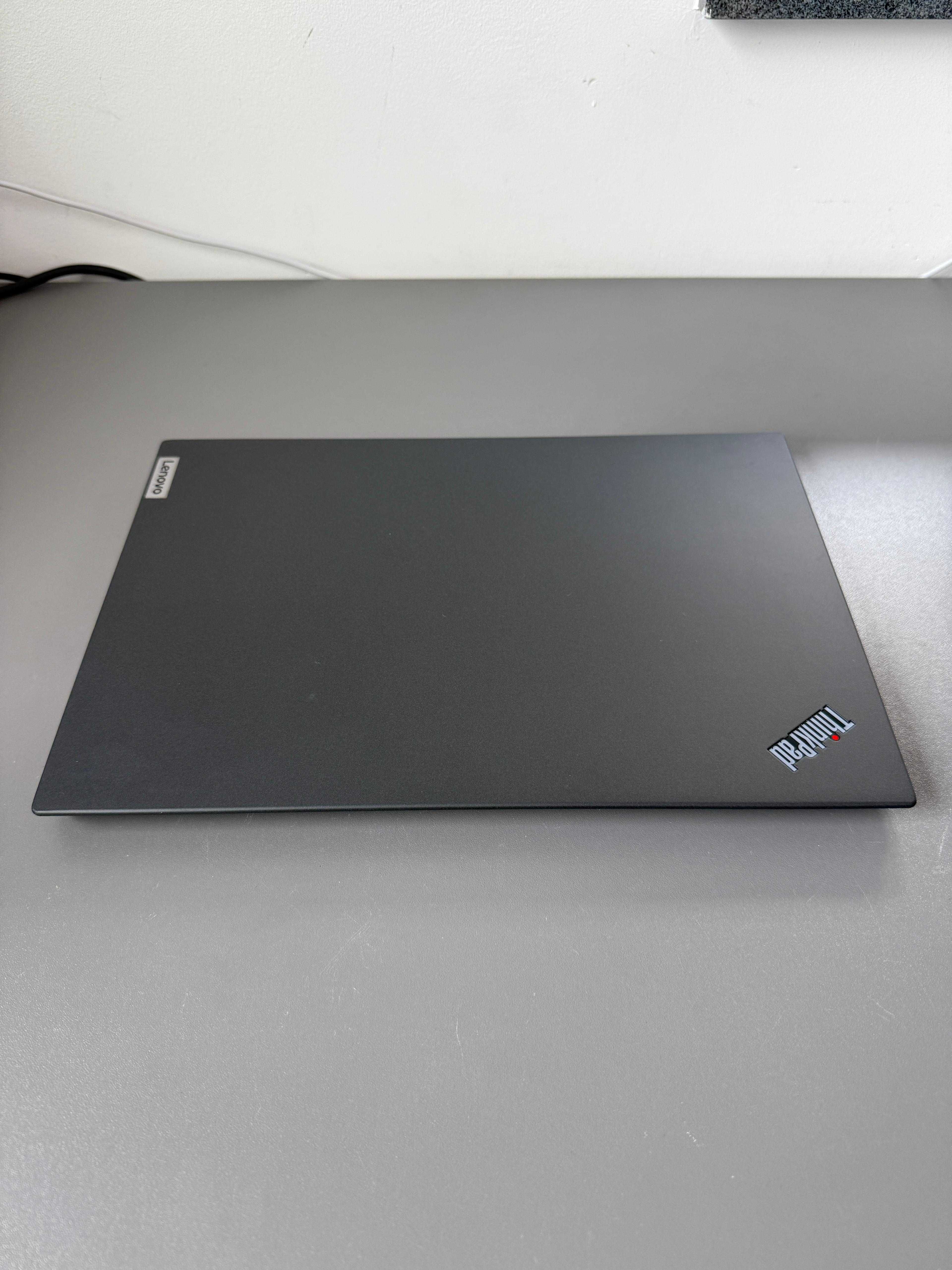 ThinkPad T14S Gen 2| Intel Core i7-1185G7 | 32GB | 512GB | 1920x1080|